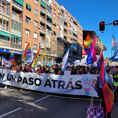 Furia y colores en Madrid contra la reforma de las leyes trans* y LGTBI impulsadas por Ayuso