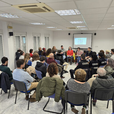Somos de Colores valora positivamente la mesa redonda del 31 de enero en Jaén como impulso a la visibilidad y unidad LGTBIQ+
