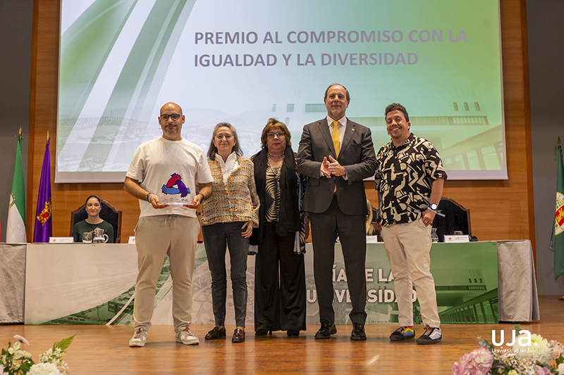 Somos de Colores recibe el Premio al Compromiso con la Igualdad y la Diversidad de la Universidad de Jaén